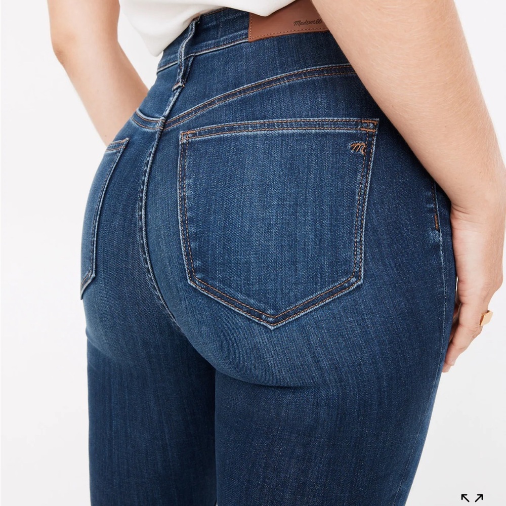 MADEWELL Petite Curvy High-Rise Skinny Jeans in Sussex Wash: TENCEL™ Denim | 30P - Picture 2 of 7